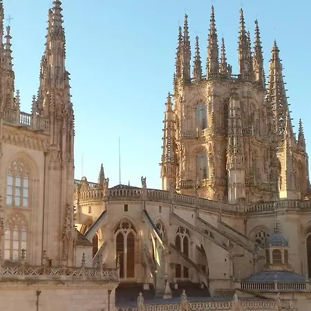 Mirada A La Catedral-apartamentos Catedral