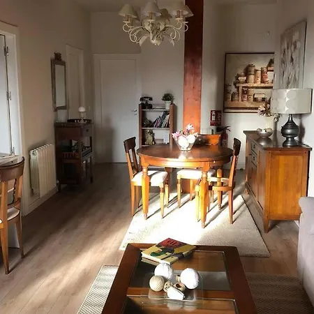 Mirada A La Catedral-apartamentos Catedral