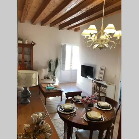 Mirada A La Catedral-apartamentos Catedral Burgo