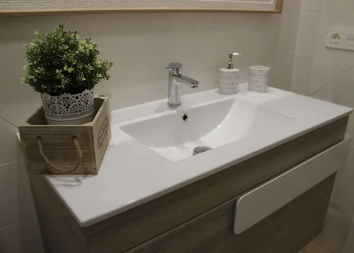 Mirada A La Catedral-apartamentos Catedral