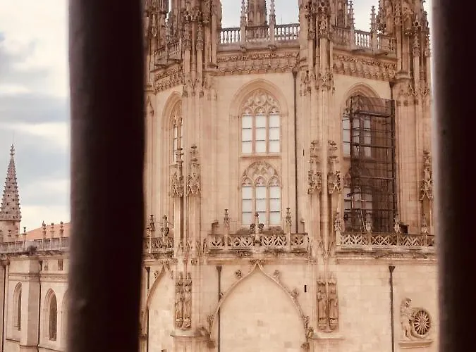 Mirada A La Catedral-apartamentos Catedral